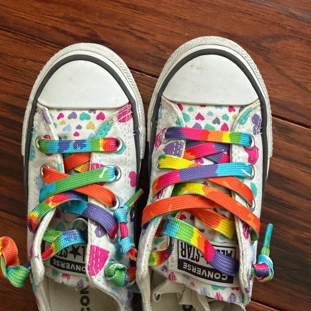 Converse Chuck Taylor‎ AllStar Bright Rainbow Heart Kids 11 Sneakers Kidcore